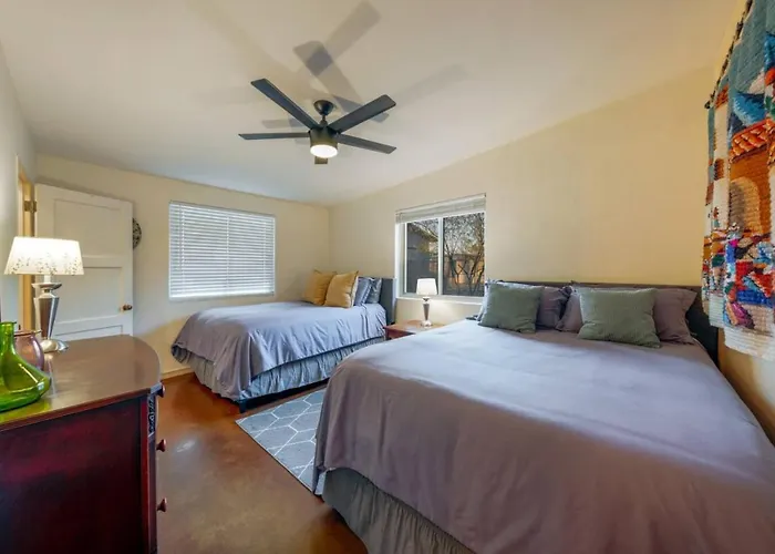 Holiday home Reid Park And Zoo, 3 Bedroom 2 Ba, Golf, Remodeled *